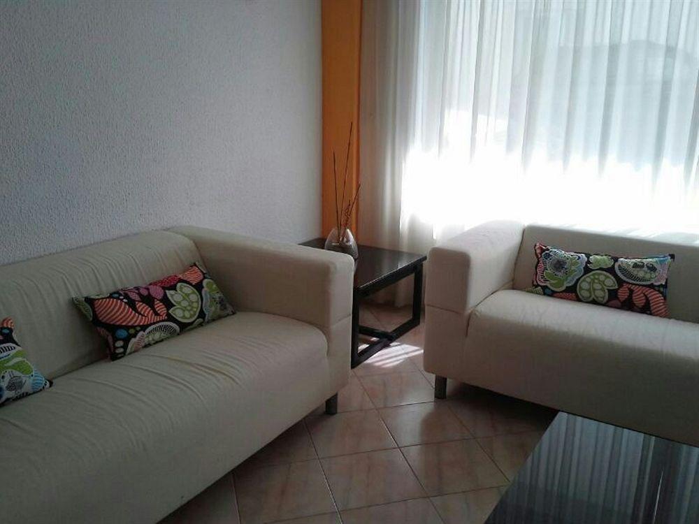 Hostal Blanca Can Picafort  Ngoại thất bức ảnh