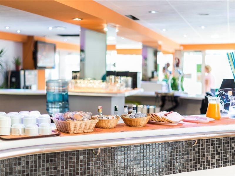 Hostal Blanca Can Picafort  Ngoại thất bức ảnh