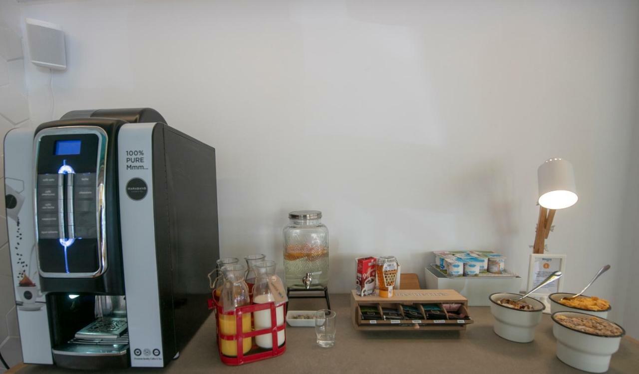 Hostal Blanca Can Picafort  Ngoại thất bức ảnh
